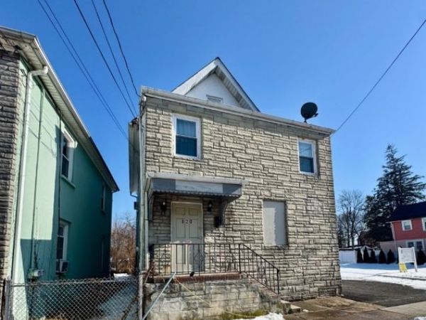 814 E 3Rd St, Plainfield, NJ 07062