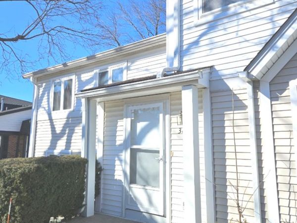 360 Inverrary Lane , Deerfield, IL 60015