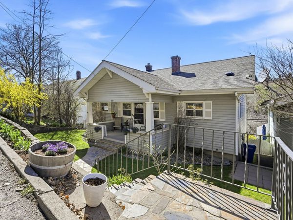 410 S Mill St, Colfax, WA 99111