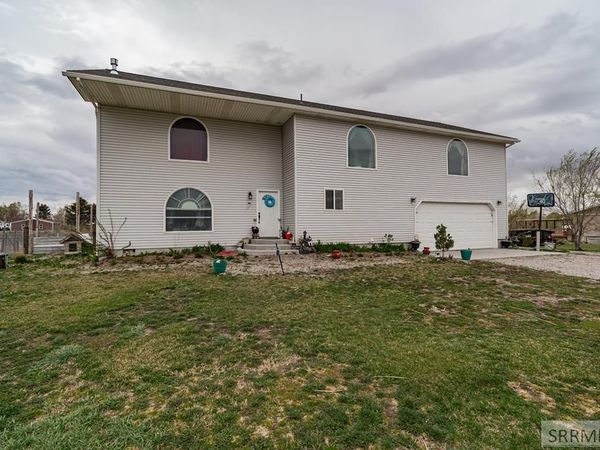 2492 E 2100 N, HAMER, ID 83425