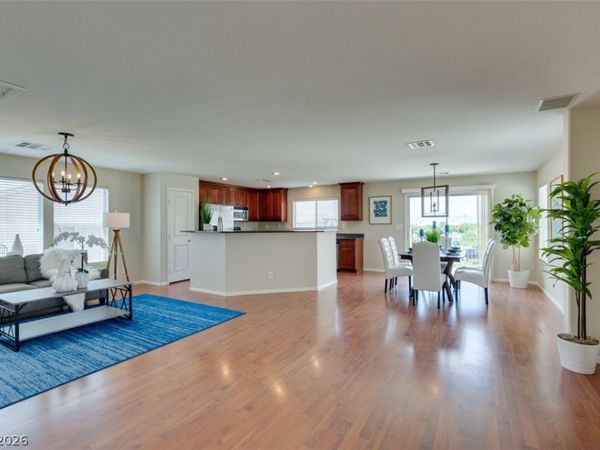 304 Windsor Ridge Avenue , Las Vegas, NV 89183