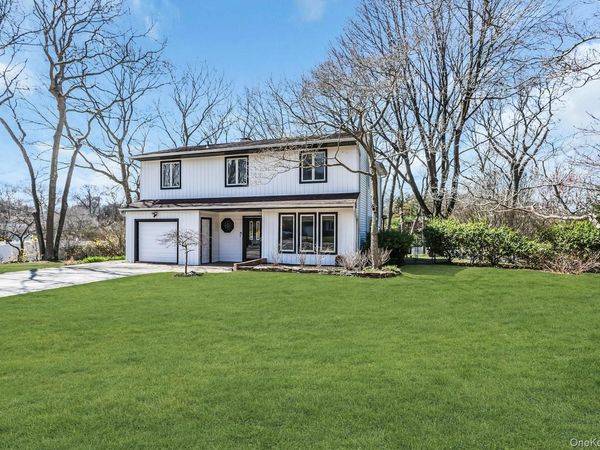 36 N Morris Avenue , Farmingville, NY 11738