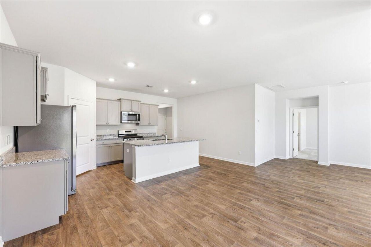 186 Lagoona Drive Photo 15
