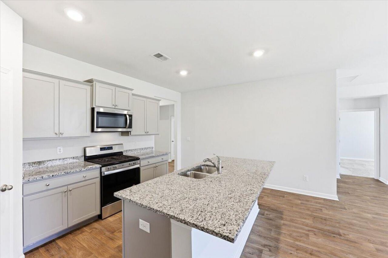 186 Lagoona Drive Photo 23