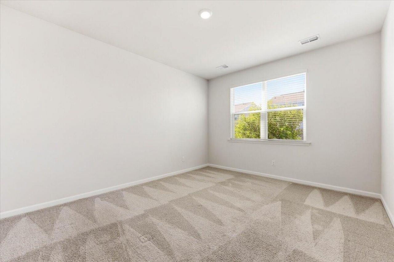 186 Lagoona Drive Photo 24