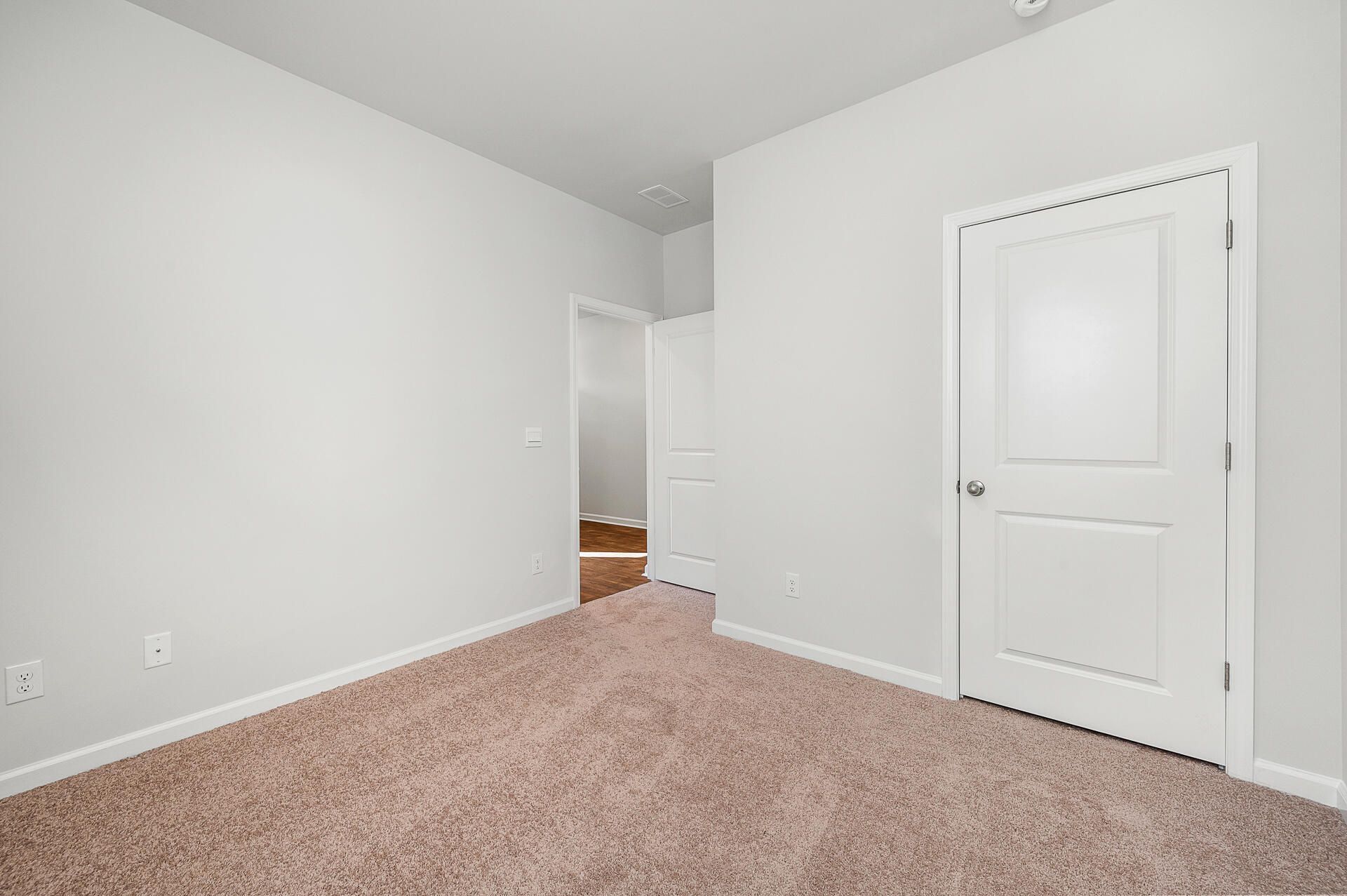 186 Lagoona Drive Photo 25