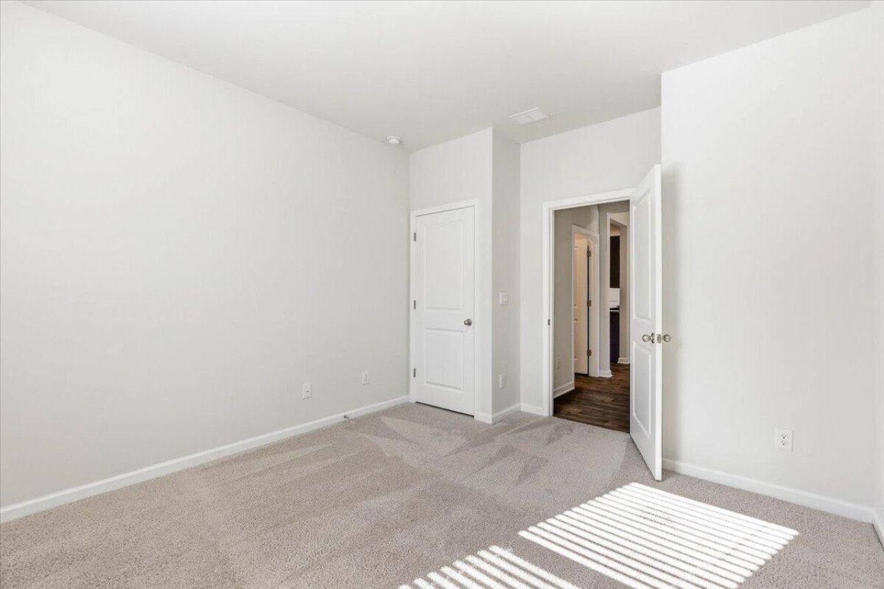 186 Lagoona Drive Photo 27