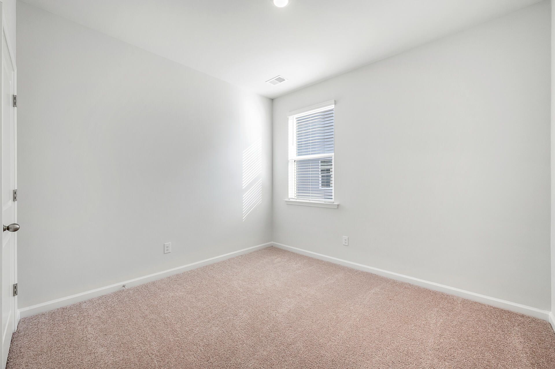 186 Lagoona Drive Photo 28