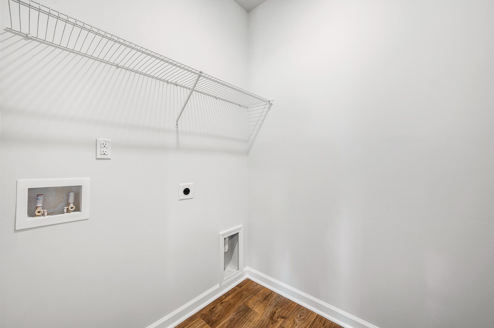 186 Lagoona Drive Photo 29