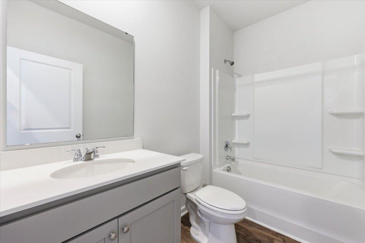 186 Lagoona Drive Photo 37
