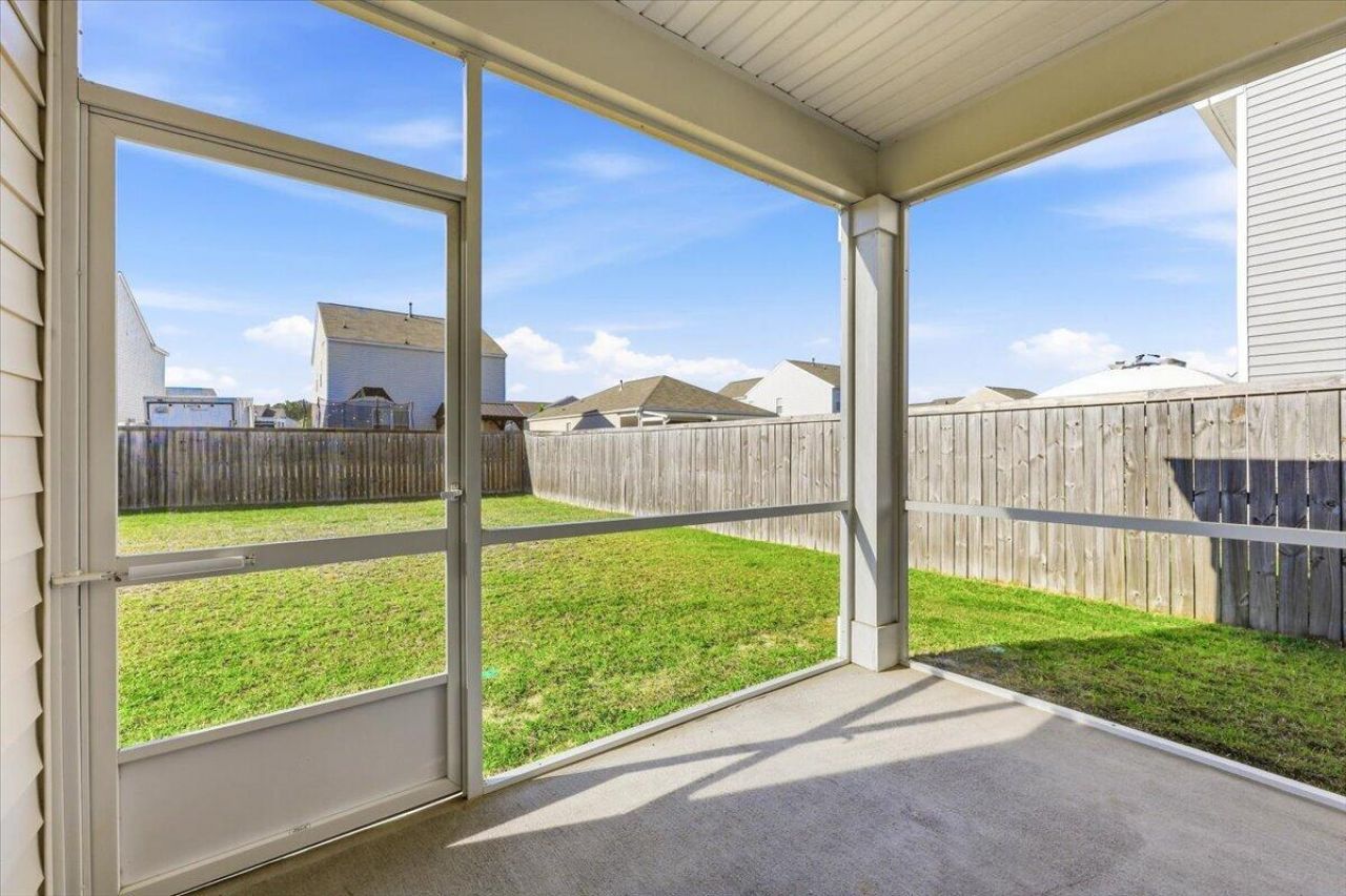 186 Lagoona Drive Photo 39