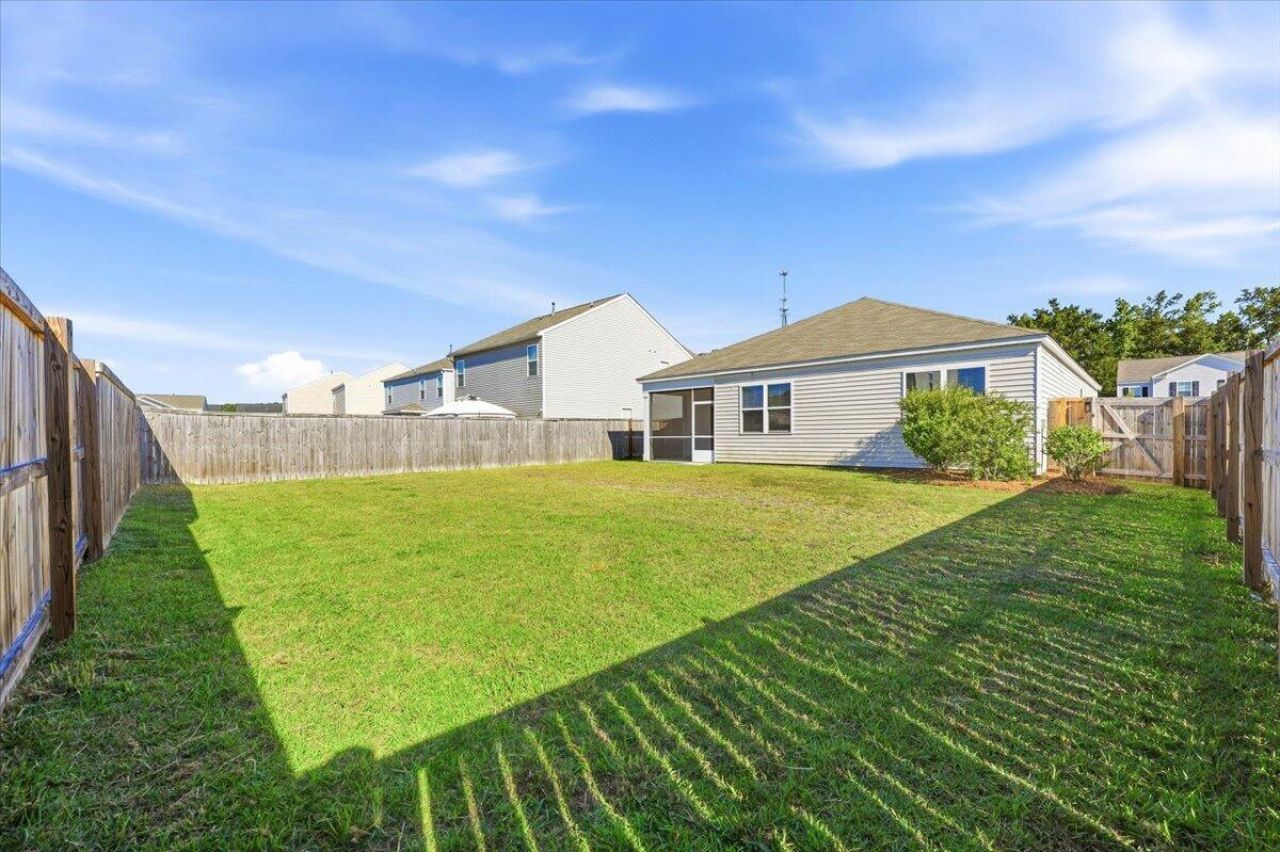 186 Lagoona Drive Photo 43