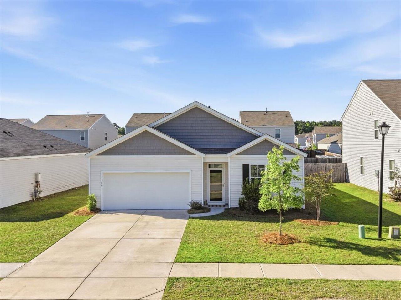 186 Lagoona Drive Photo 5