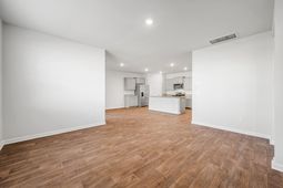 186 Lagoona Drive photo 4