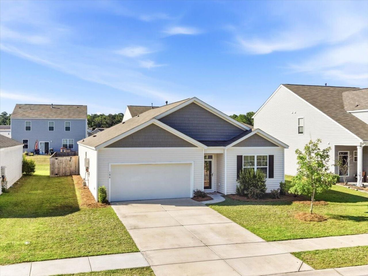 186 Lagoona Drive Photo 6