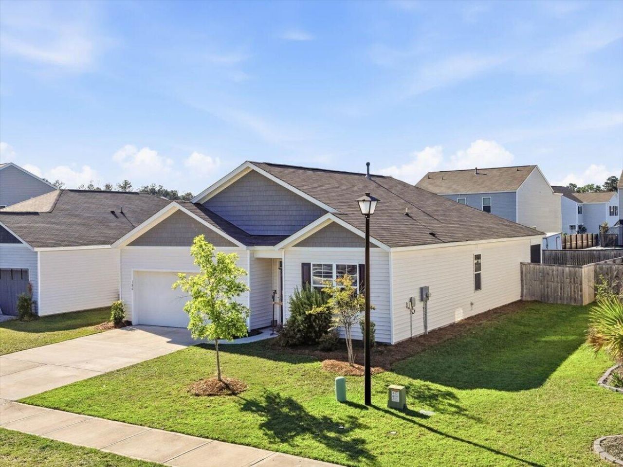 186 Lagoona Drive Photo 7