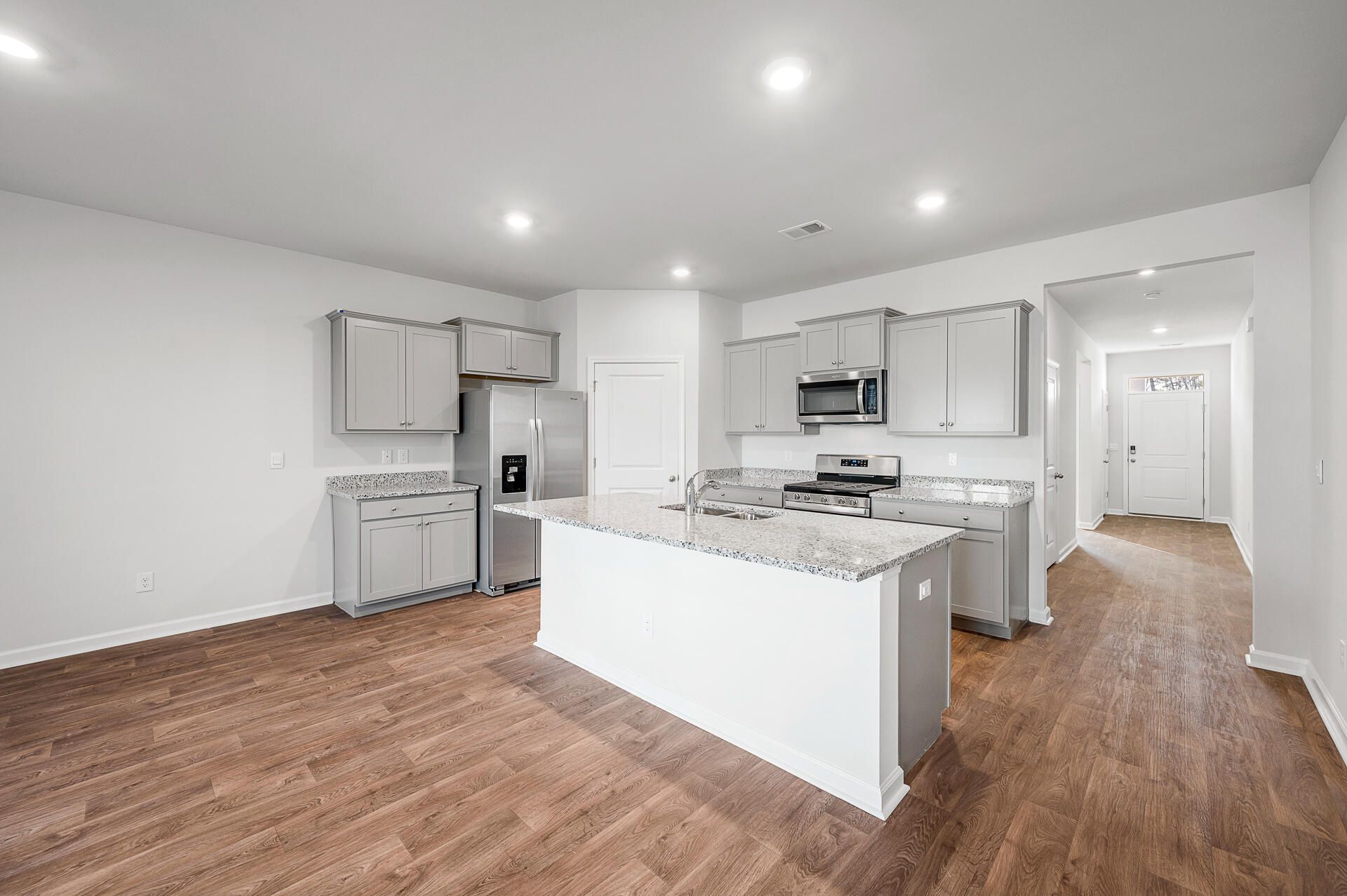 186 Lagoona Drive Photo 8