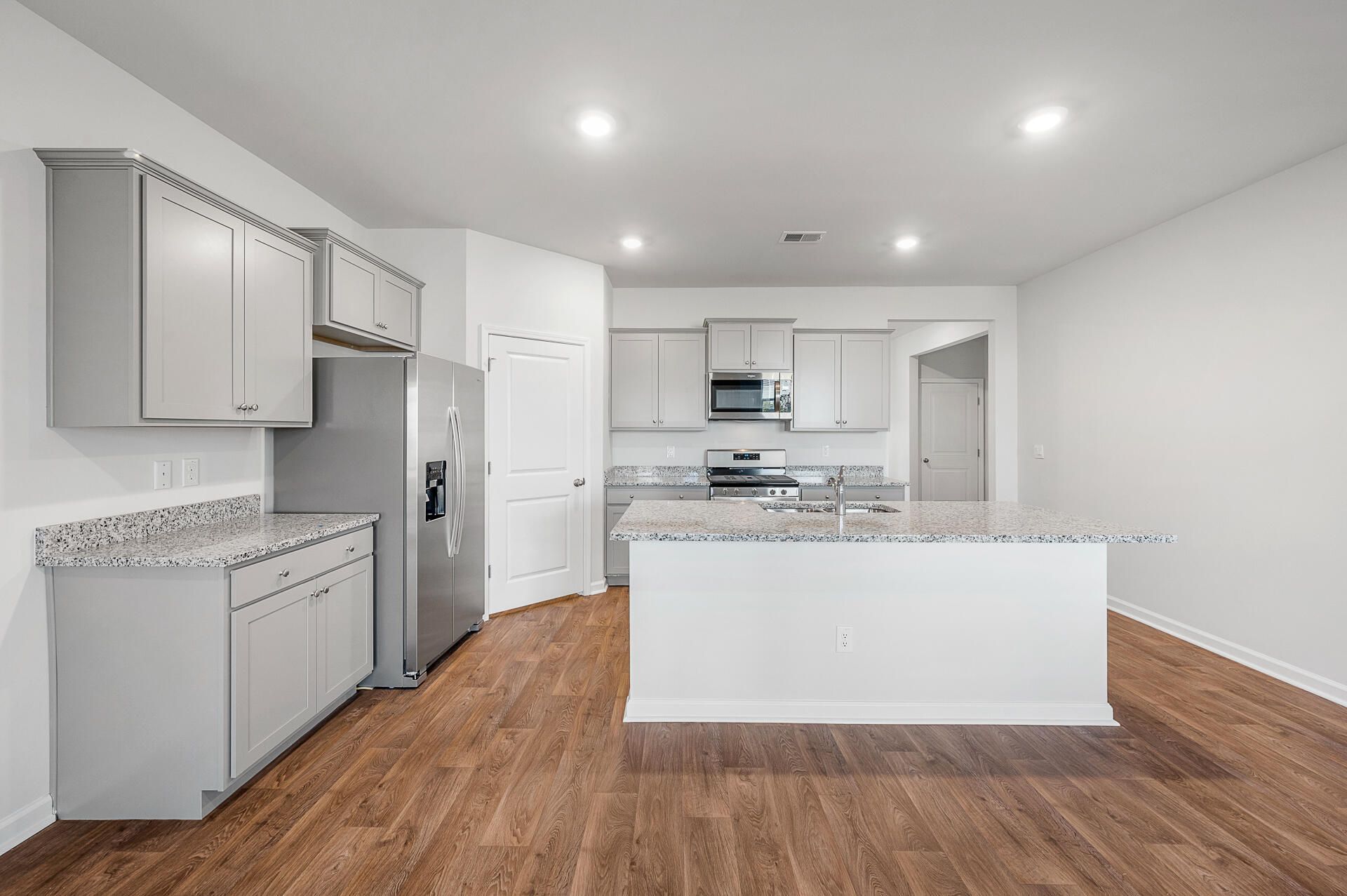 186 Lagoona Drive Photo 9