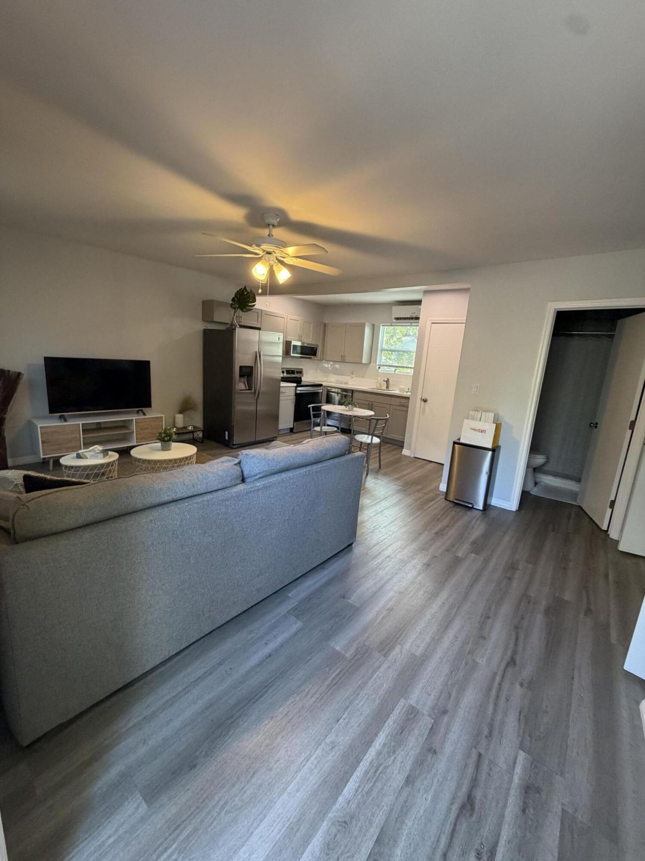 615 SW 14th Avenue, Unit 1-2, Fort Lauderdale, FL 33312 Photo