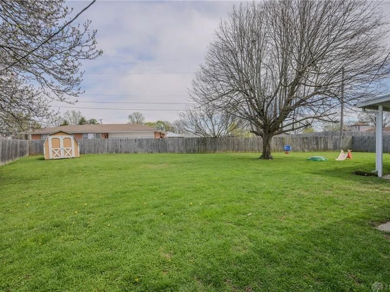 303 Villa Drive, New Carlisle, OH 45344 Photo 27