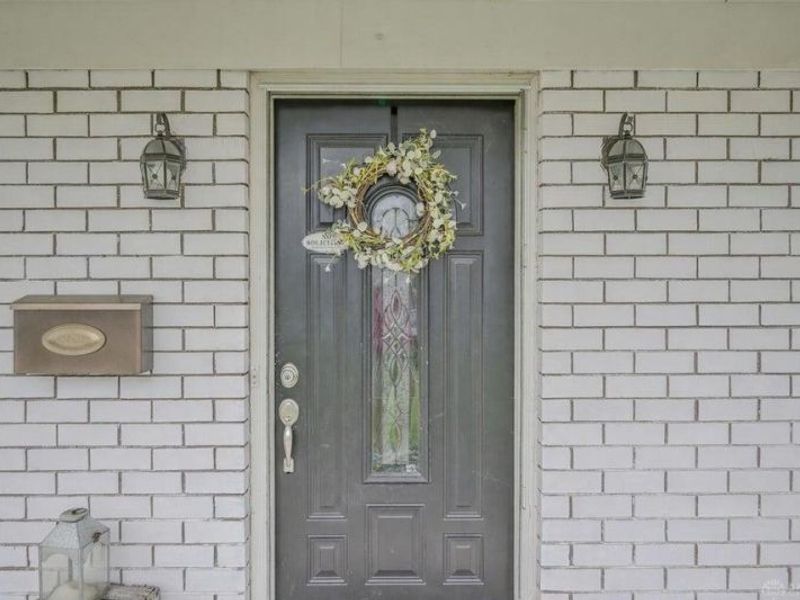 303 Villa Drive, New Carlisle, OH 45344 Photo 8