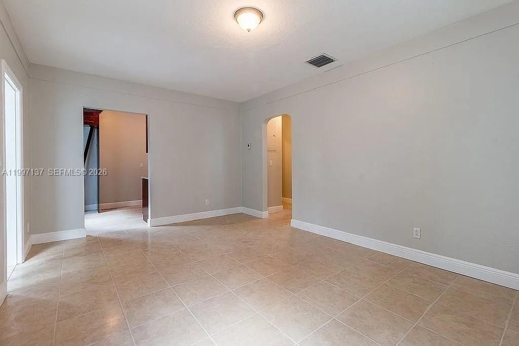 361 NE 57th St, Miami, FL 33137 Photo