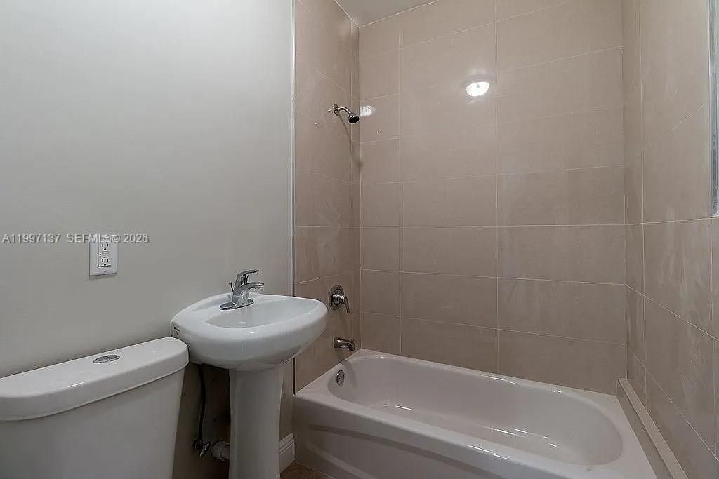 361 NE 57th St, Miami, FL 33137 Photo