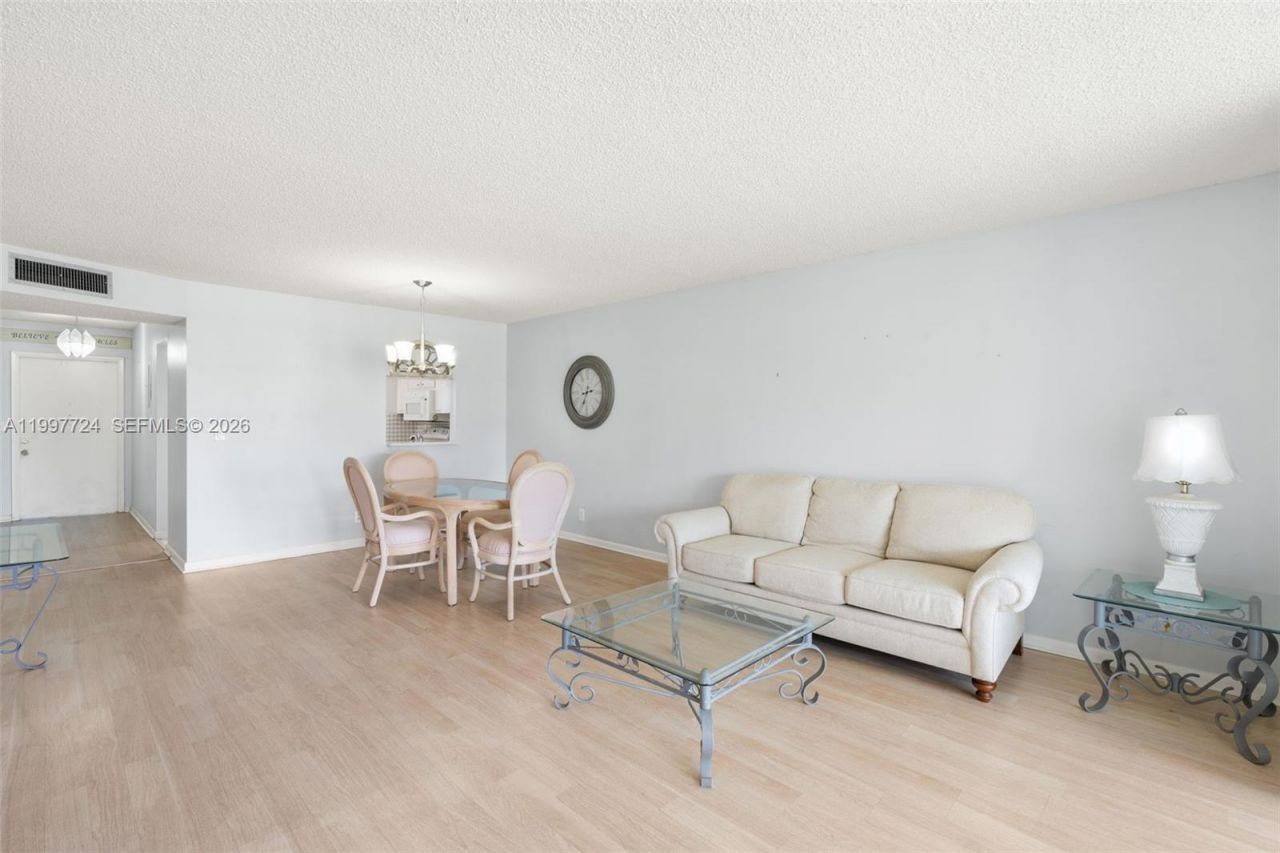 1480 NW 80th Ave , Unit 304, Margate, FL 33063 Photo