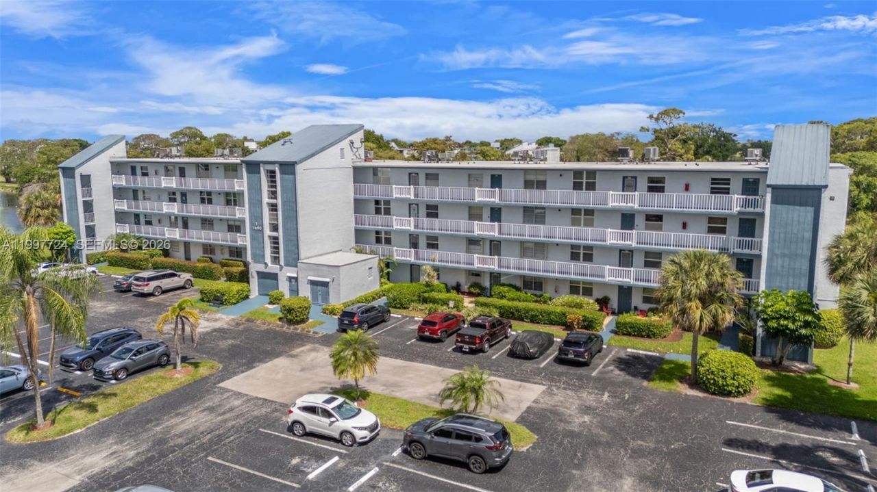 1480 NW 80th Ave , Unit 304, Margate, FL 33063 Photo