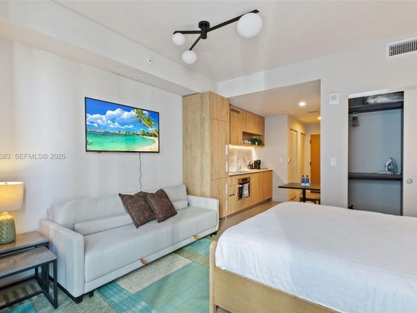 11 NE 6, Unit 2108, Miami, FL 33132