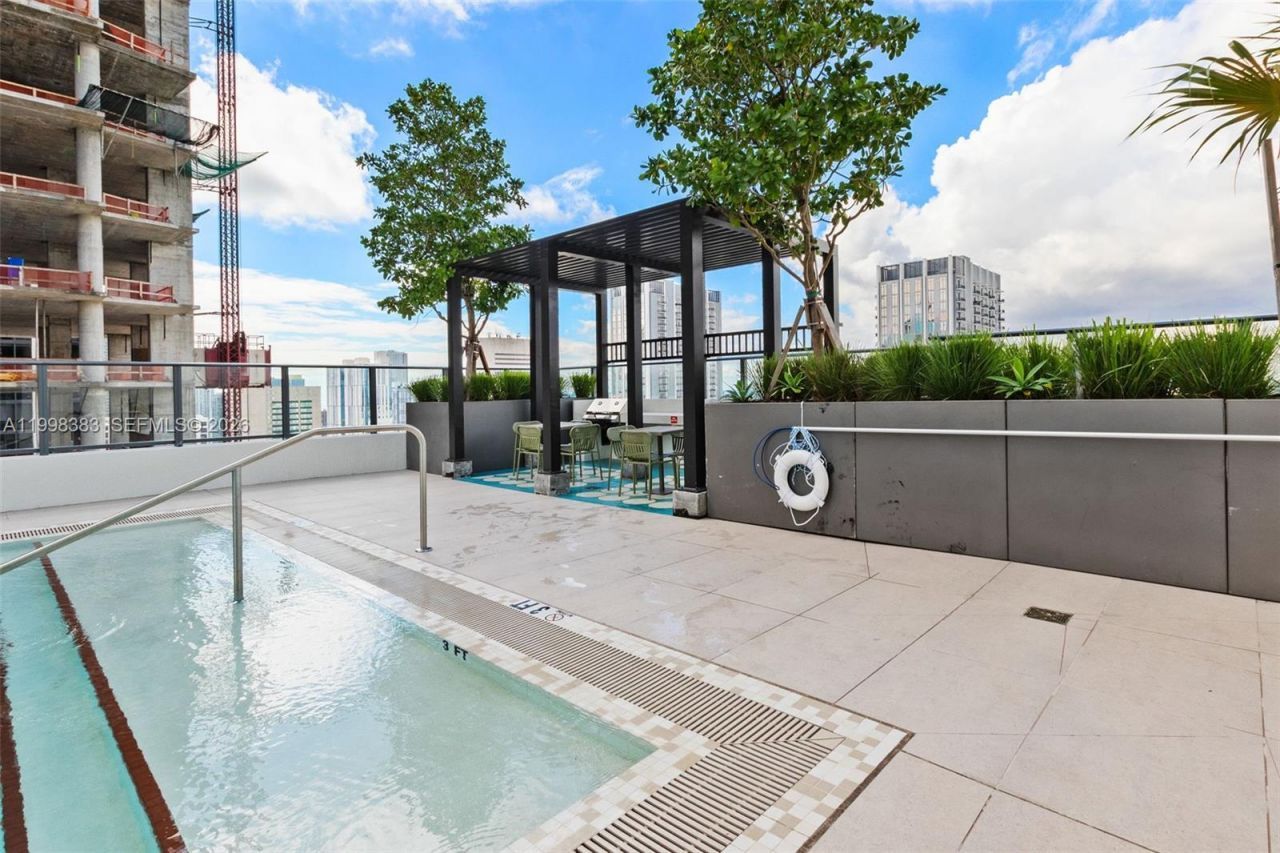 11 NE 6, Unit 2108, Miami, FL 33132 Photo