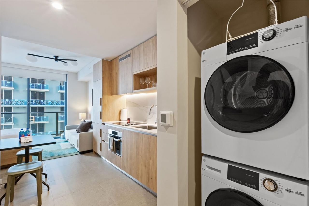 11 NE 6, Unit 2108, Miami, FL 33132 Photo