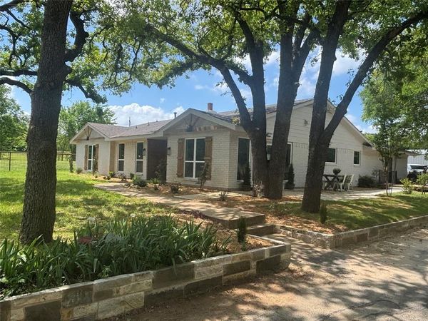 660 Chinn Chapel Road, Copper Canyon, TX 75077