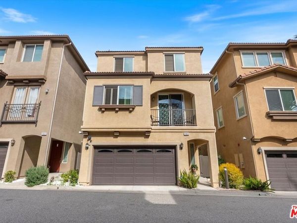 11926 Olive Glen Lane, Los Angeles, CA 90047