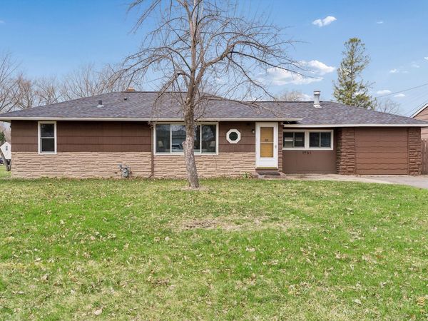 1961 Adolphus Street, Maplewood, MN 55117