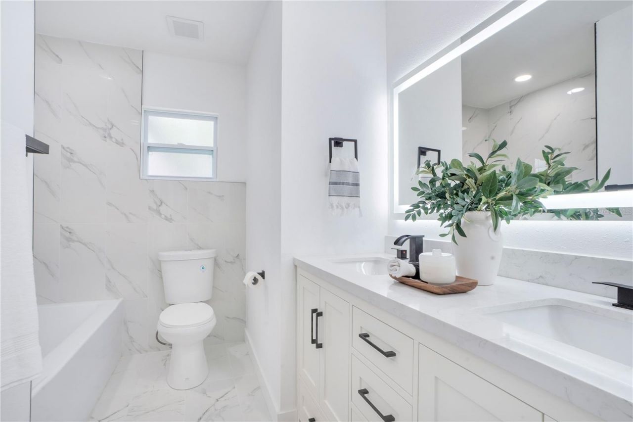 3925 De Kalb Drive, Orlando, FL 32839 Photo