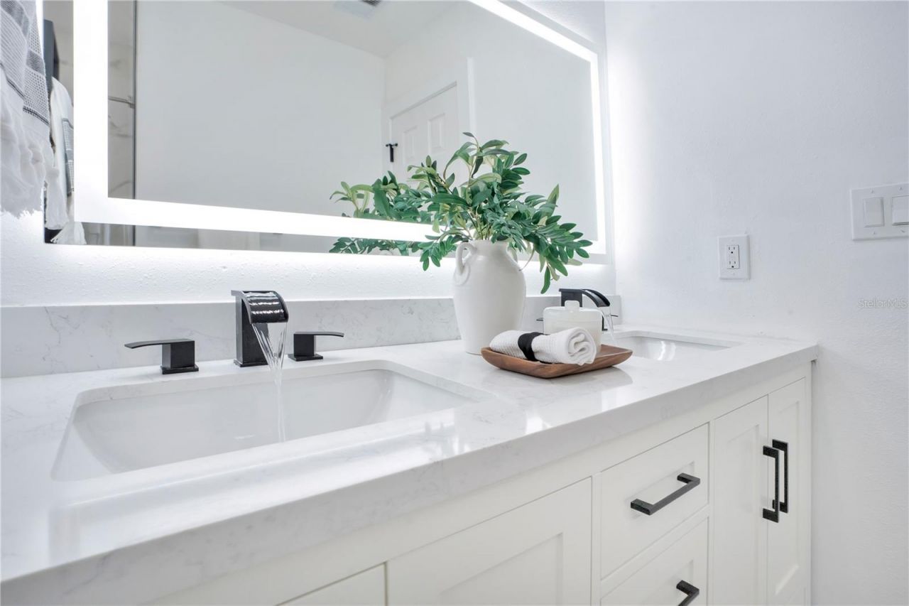 3925 De Kalb Drive, Orlando, FL 32839 Photo