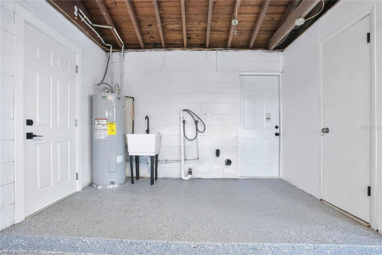 3925 De Kalb Drive, Orlando, FL 32839 Photo