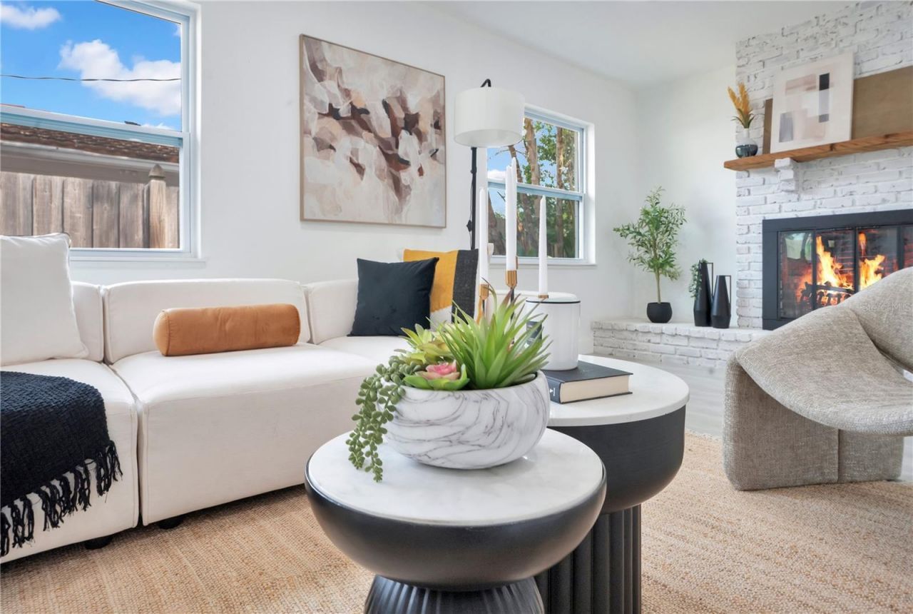 3925 De Kalb Drive, Orlando, FL 32839 Photo