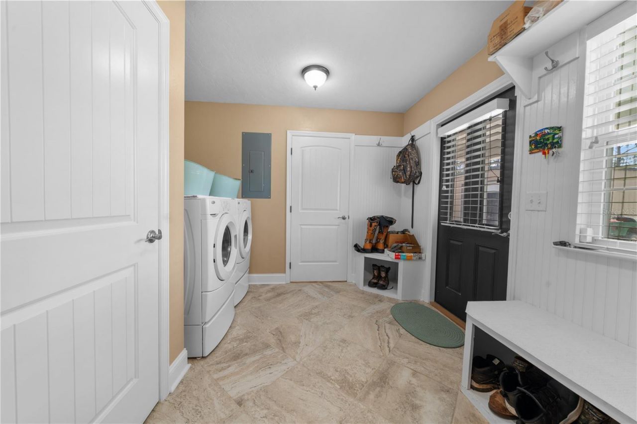 4639 SW Wilson Springs Road, Fort White, FL 32038 Photo