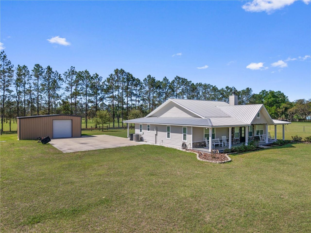 4639 SW Wilson Springs Road, Fort White, FL 32038 Photo