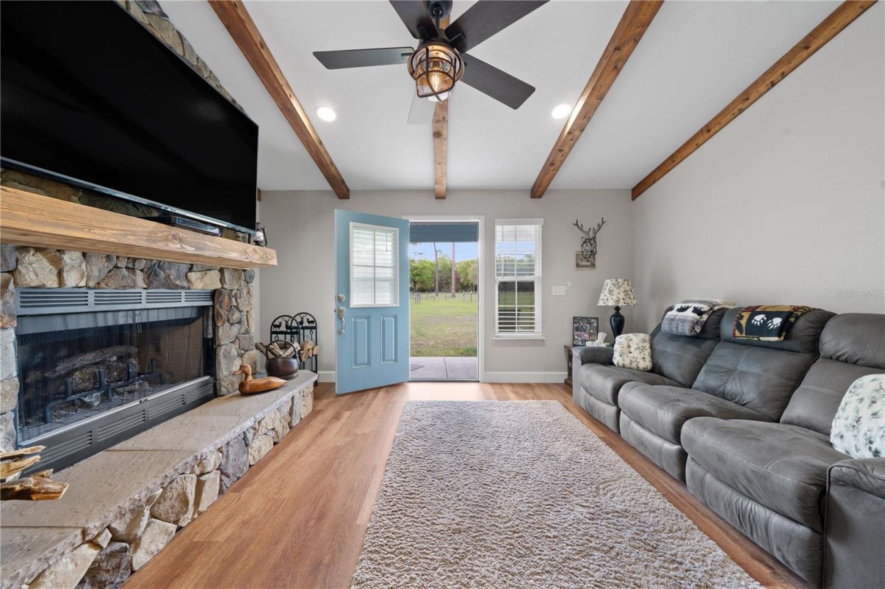 4363 SW Wilson Springs Road , Fort White, FL 32038 Photo