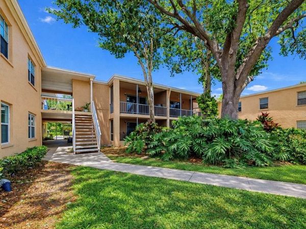 4724 CHRISTA COURT , Unit 322, TAMPA, FL 33614