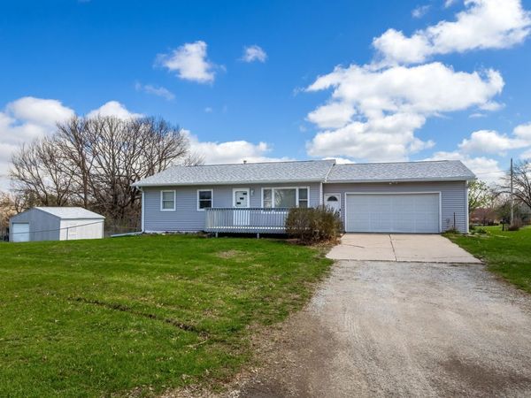 1107 Idaho Avenue , Davenport, IA 52804