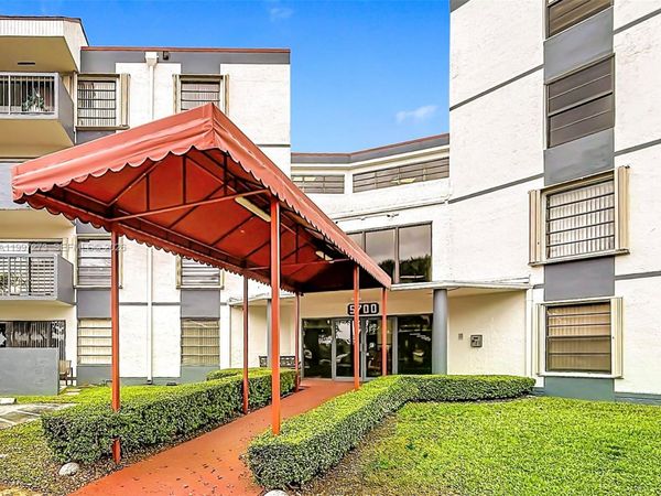 5700 SW 127th Ave, Unit 1208, Miami, FL 33183