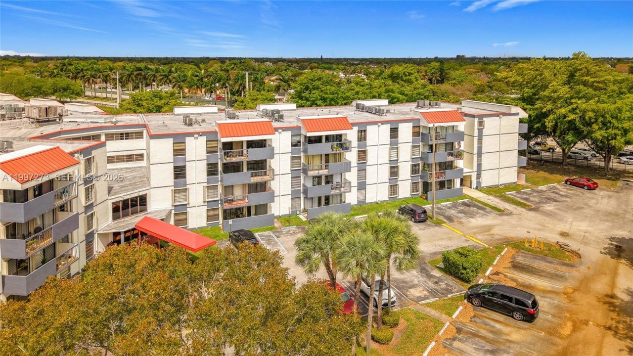 5700 SW 127th Ave, Unit 1208, Miami, FL 33183 Photo