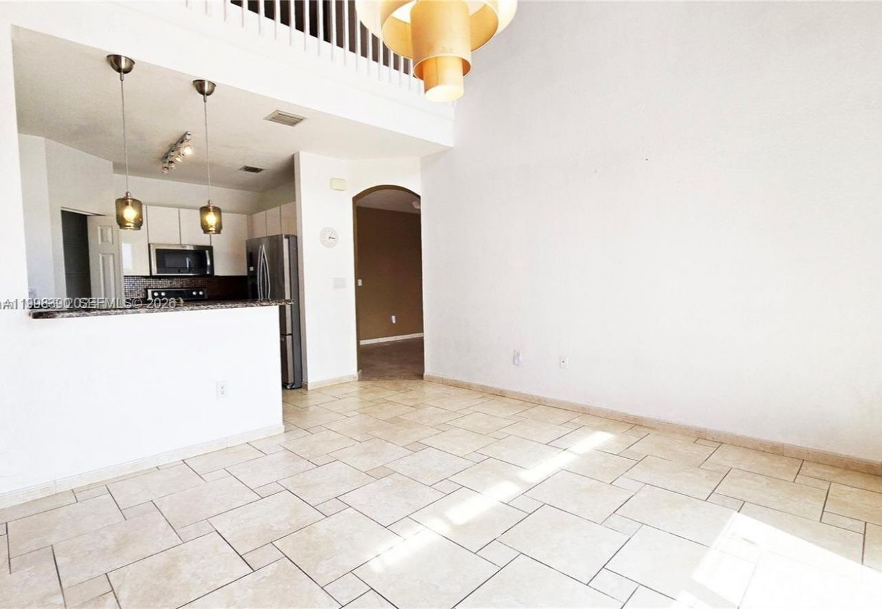 6814 NW 107th Pl, Doral, FL 33178 Photo