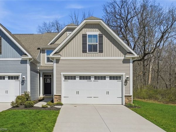 1581 Mud Brook Court, Akron, OH 44313