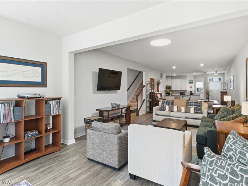 1581 Mud Brook Court, Akron, OH 44313 Photo 10