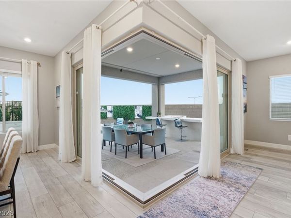 112 Springbough Lane, Las Vegas, NV 89138